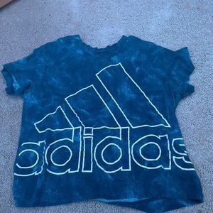 I’m selling this because it no longer fits!